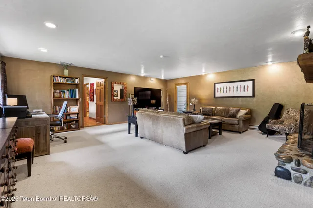 $5,750,000 | 3610 North Lake Creek Drive, Wilson, WY 83014