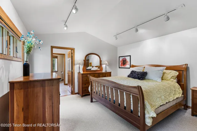 $5,750,000 | 3610 North Lake Creek Drive, Wilson, WY 83014