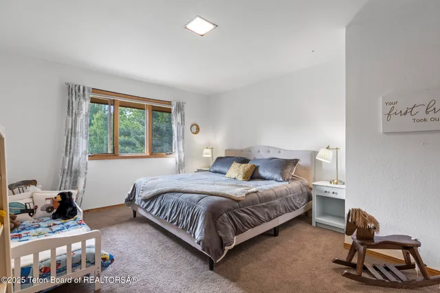 $5,750,000 | 3610 North Lake Creek Drive, Wilson, WY 83014