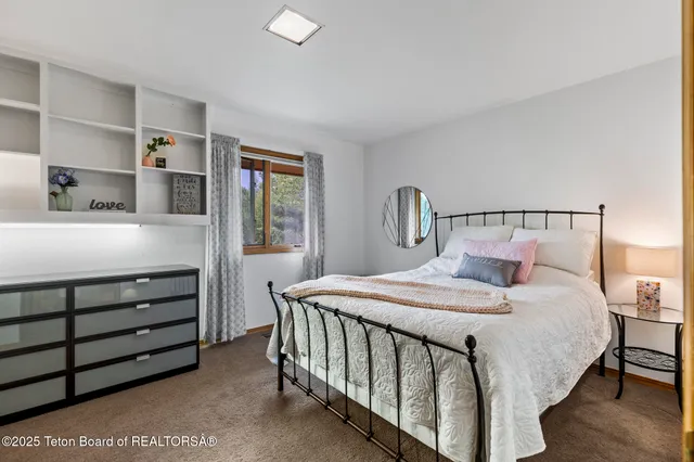 $5,750,000 | 3610 North Lake Creek Drive, Wilson, WY 83014