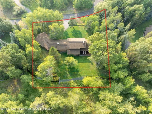 $5,750,000 | 3610 North Lake Creek Drive, Wilson, WY 83014