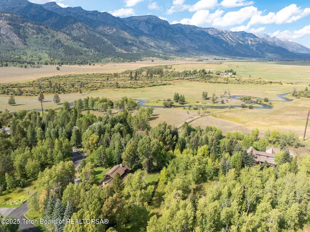 $5,750,000 | 3610 North Lake Creek Drive, Wilson, WY 83014