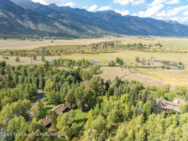 $5,750,000 | 3610 North Lake Creek Drive, Wilson, WY 83014