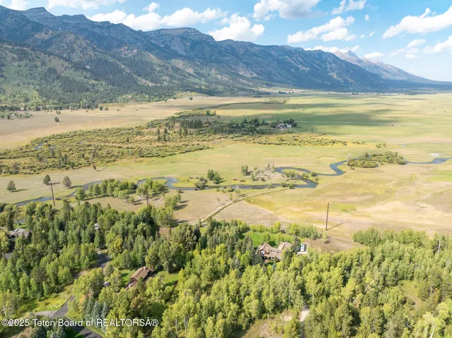 $5,750,000 | 3610 North Lake Creek Drive, Wilson, WY 83014