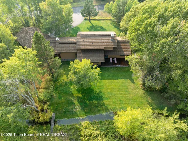 $5,750,000 | 3610 North Lake Creek Drive, Wilson, WY 83014