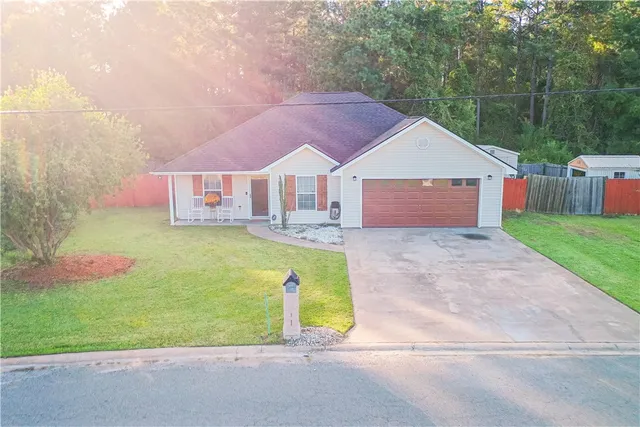 $260,000 | 1441 Halyard Way, Townsend, GA 31331