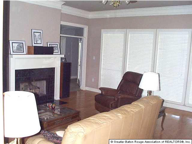 37139 Perkins Road Prairieville, LA 70769 - Photo 4 of 4 Gallery Image 4