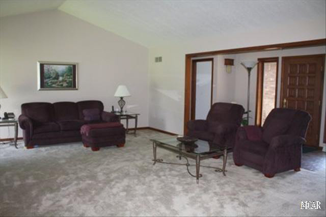 2144 South Custer Road Monroe, MI 48161 - Photo 7 of 17 20016075-6.JPG