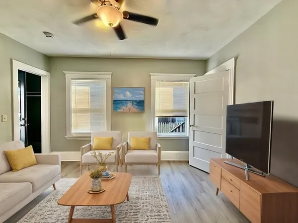 $1,980 | 19 Pierce Street, Unit 19, Quincy, MA 02171