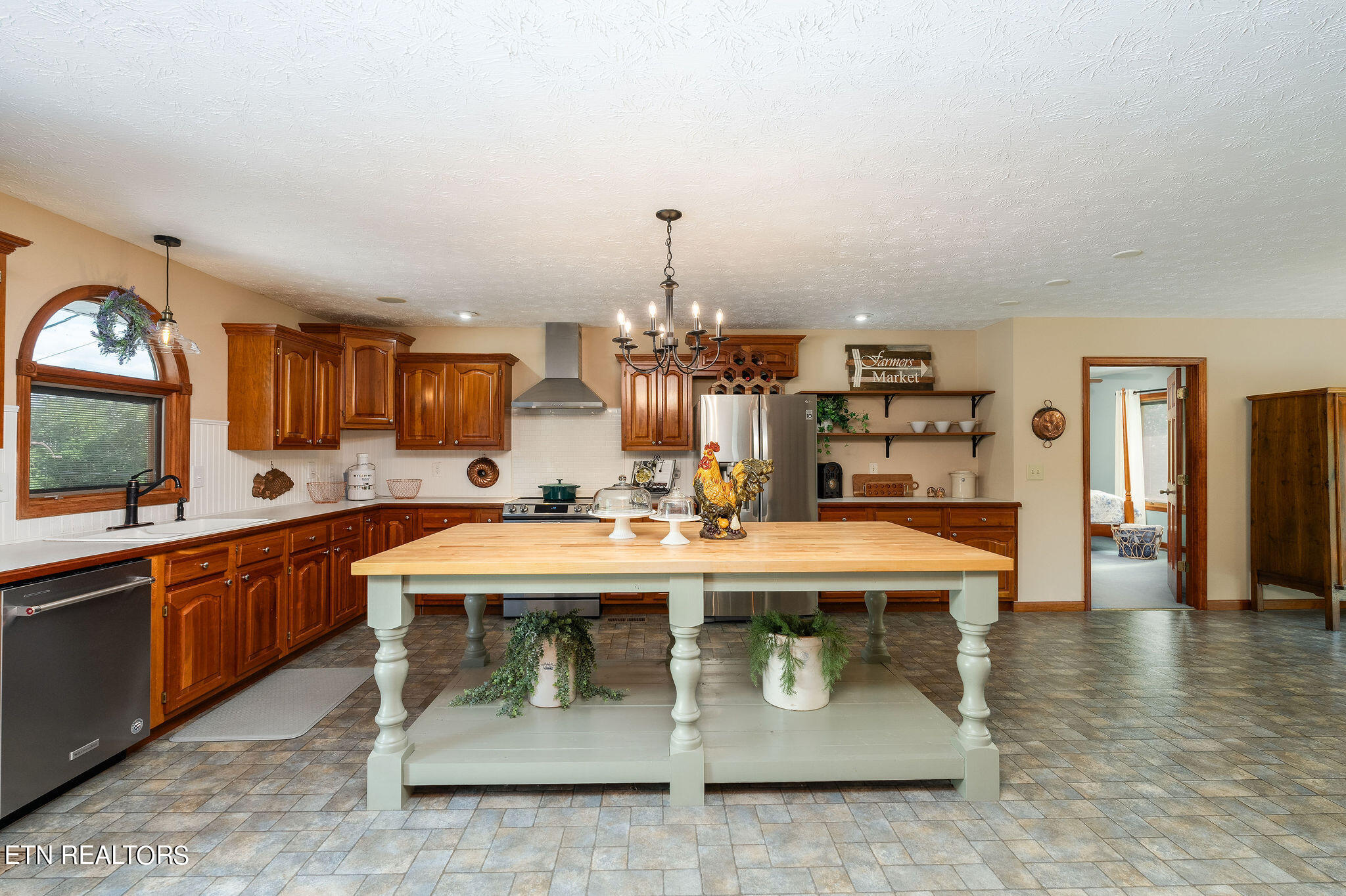 240 Moulton Greene Road Fall Branch, TN 37656 - Photo 5 of 54 DSC03196-Edit