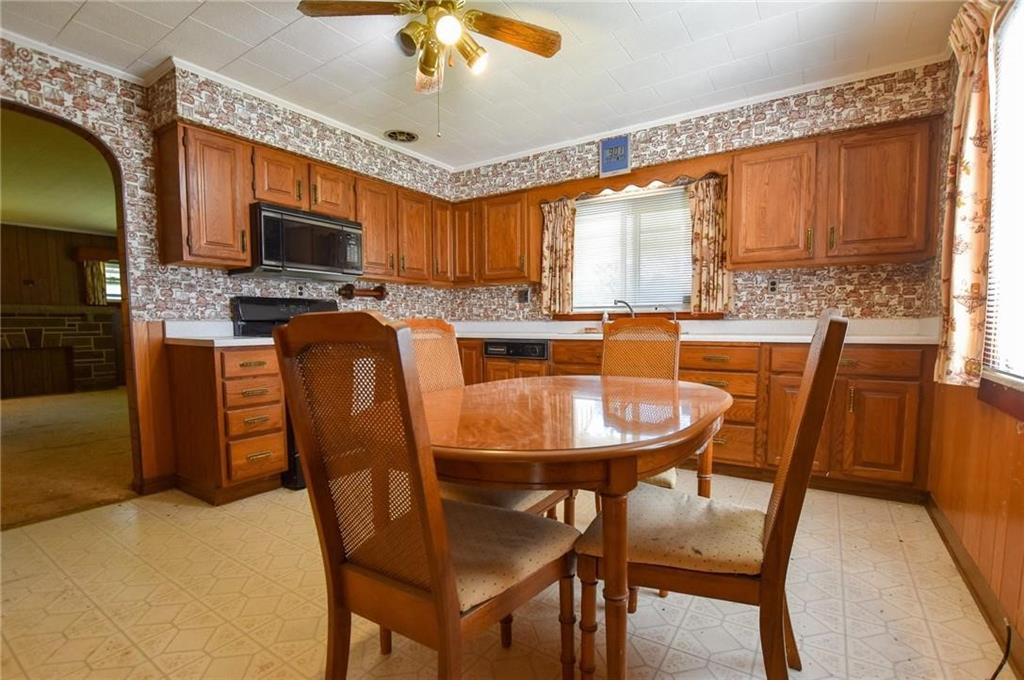 694 Saxonburg Road Butler, PA 16002 - Photo 2 of 10