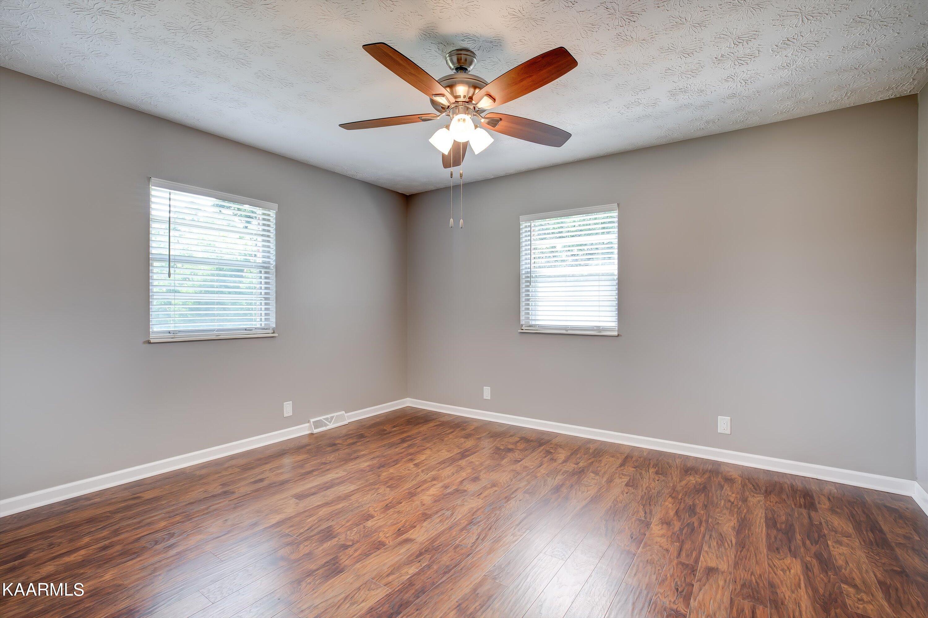2309 Fitzgerald Road Knoxville, TN 37931 - Photo 15 of 35 12-2309 Fitzgerald Rd-12