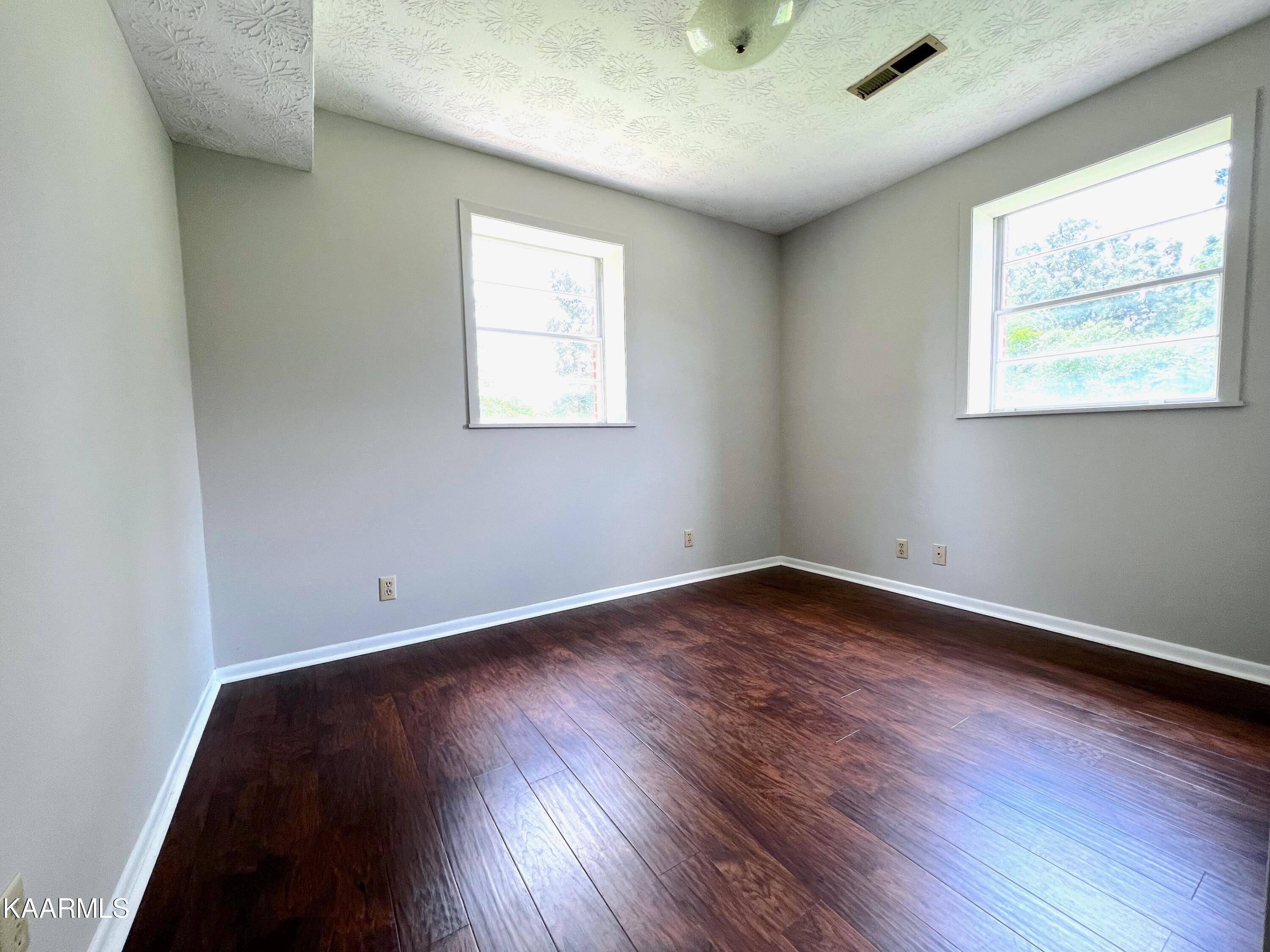 2309 Fitzgerald Road Knoxville, TN 37931 - Photo 26 of 35 IMG_0013