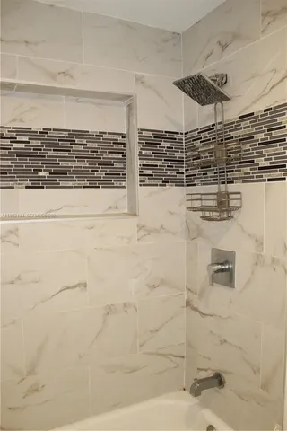 $3,200 | 6651 Custer Street, Hollywood, FL 33024