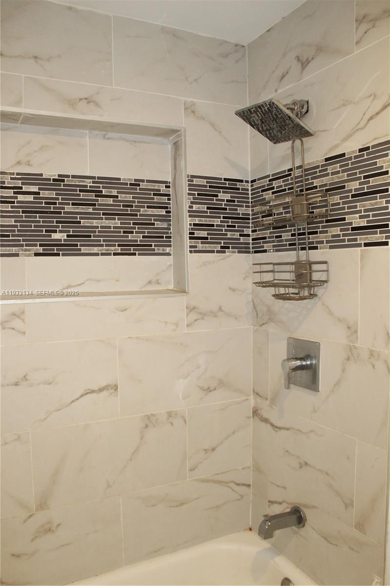 6651 Custer Street Hollywood, FL 33024 - Photo 19 of 30