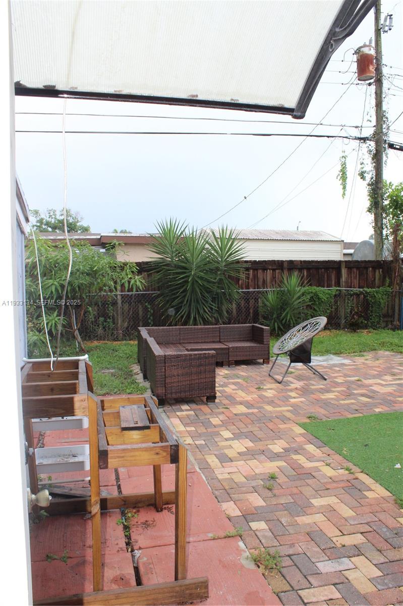 6651 Custer Street Hollywood, FL 33024 - Photo 20 of 30