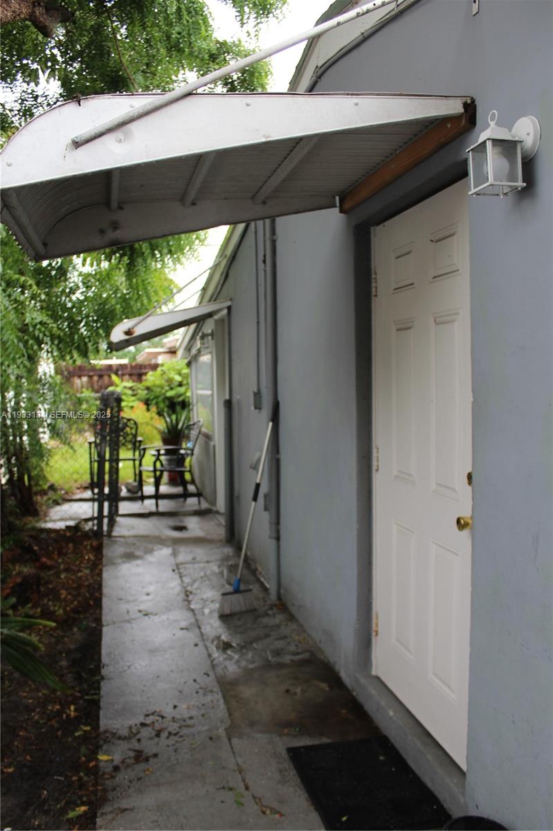 6651 Custer Street Hollywood, FL 33024 - Photo 30 of 30 Studio apartment #1