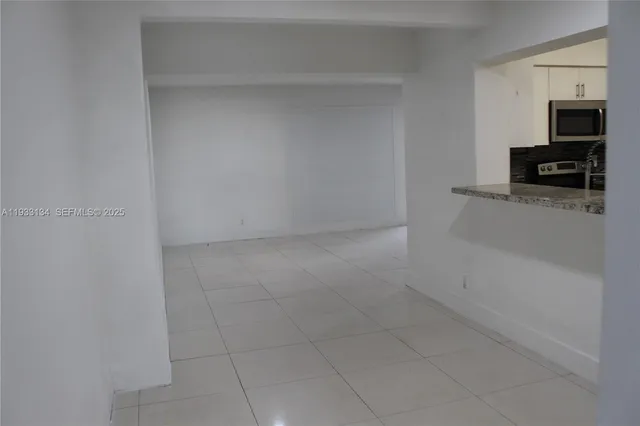 $3,200 | 6651 Custer Street, Hollywood, FL 33024