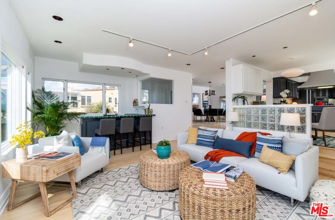 227 Fowling Street Playa del Rey, CA 90293 - Photo 12 of 51
