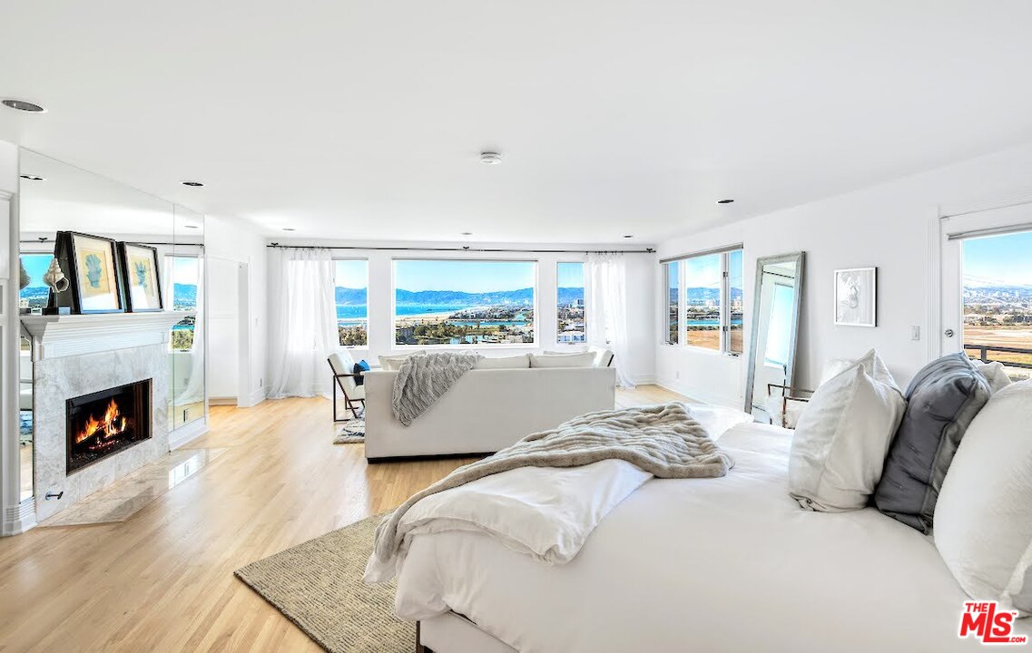 227 Fowling Street Playa del Rey, CA 90293 - Photo 24 of 51
