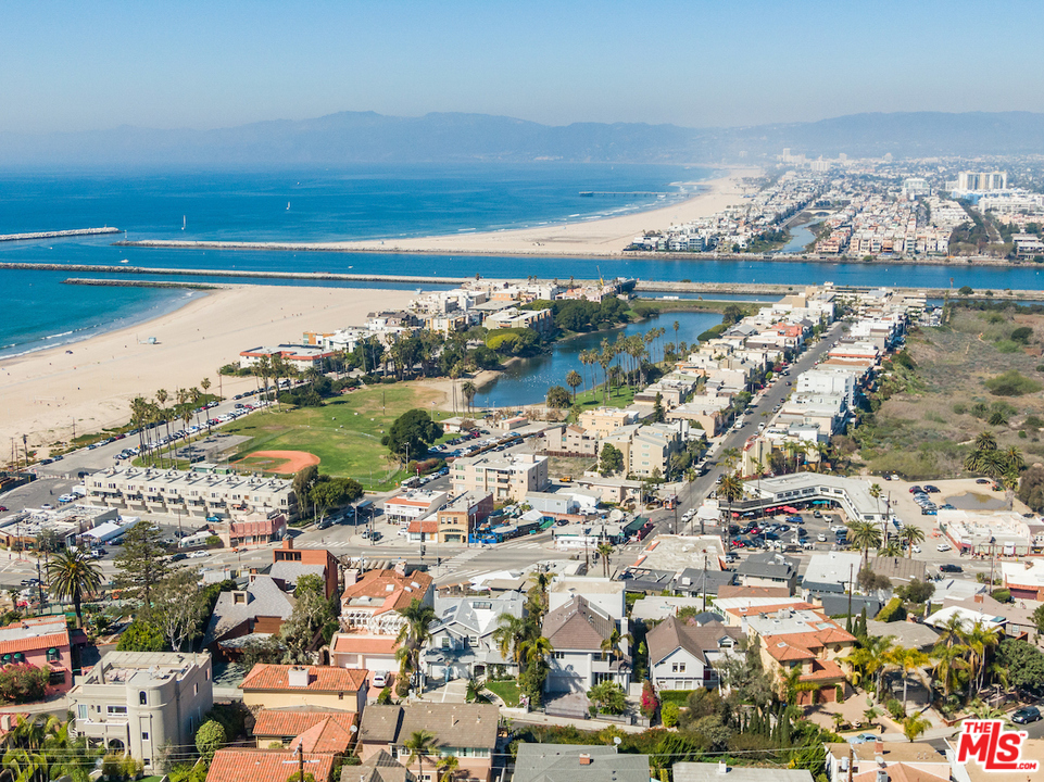 227 Fowling Street Playa del Rey, CA 90293 - Photo 46 of 51