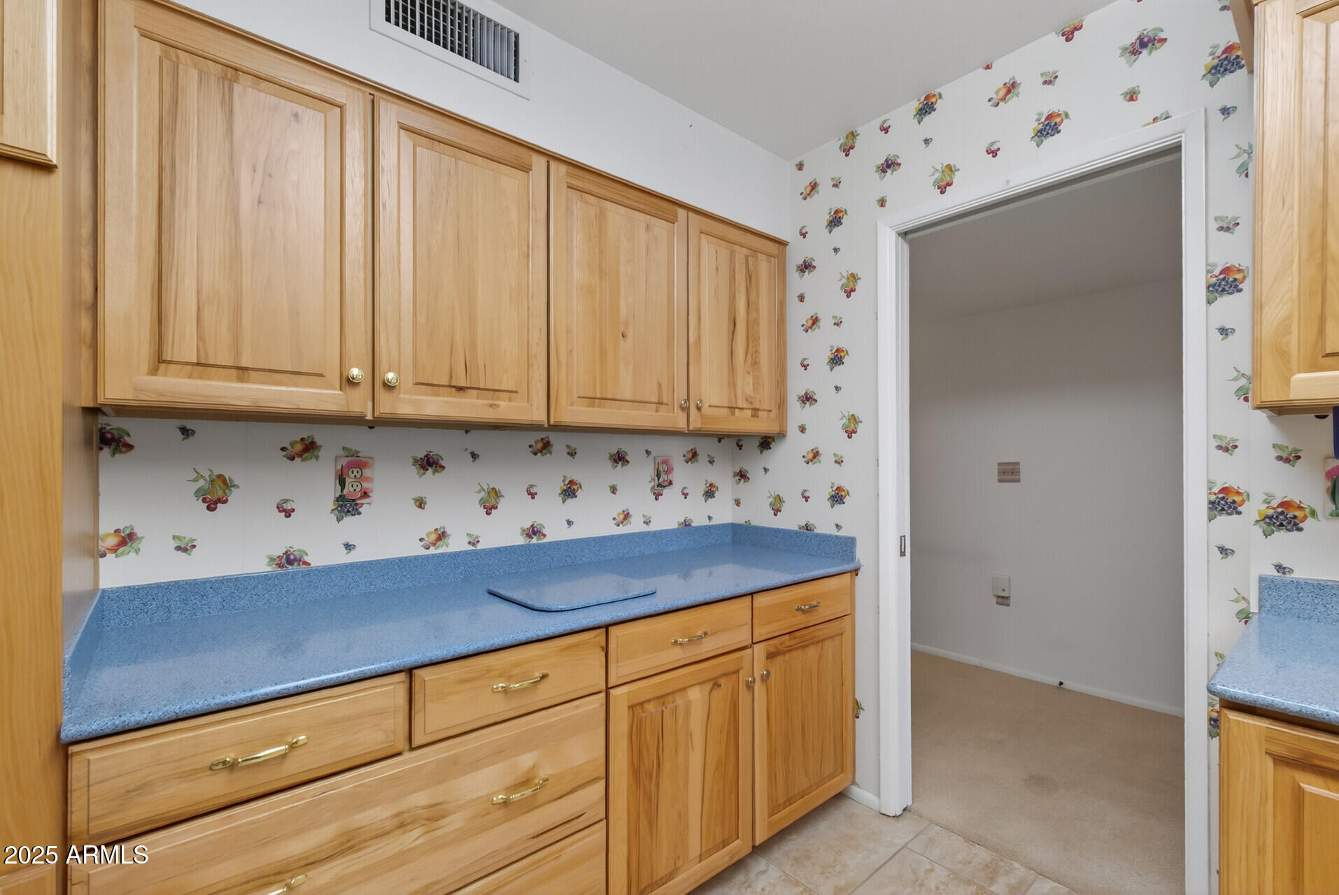 10801 West Mountain View Road Sun City, AZ 85351 - Photo 11 of 27 28_10801_W_Mountain_View15_mls