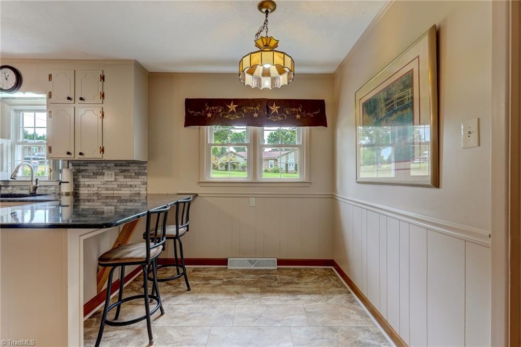 411 Vintage Road Eden, NC 27288 - Photo 15 of 40