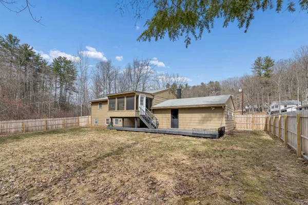 $565,000 | 20 Tenley Drive, Lebanon, NH 03784
