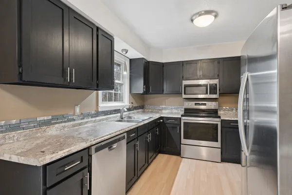 $565,000 | 20 Tenley Drive, Lebanon, NH 03784