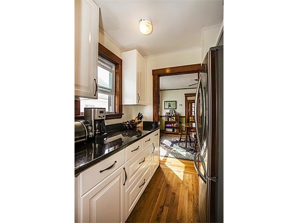 43 Governor Winthrop Road, Unit 2 Somerville, MA 02145 - Photo 9 of 21 Gallery Image 9