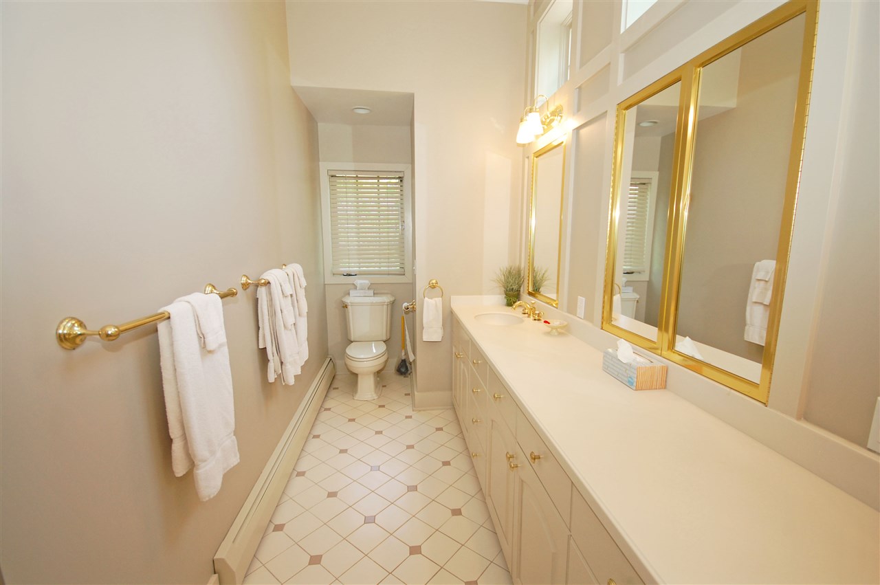 6710 South Dunns Farm Road Maple City, MI 49664 - Photo 33 of 37 1863576-35.JPG