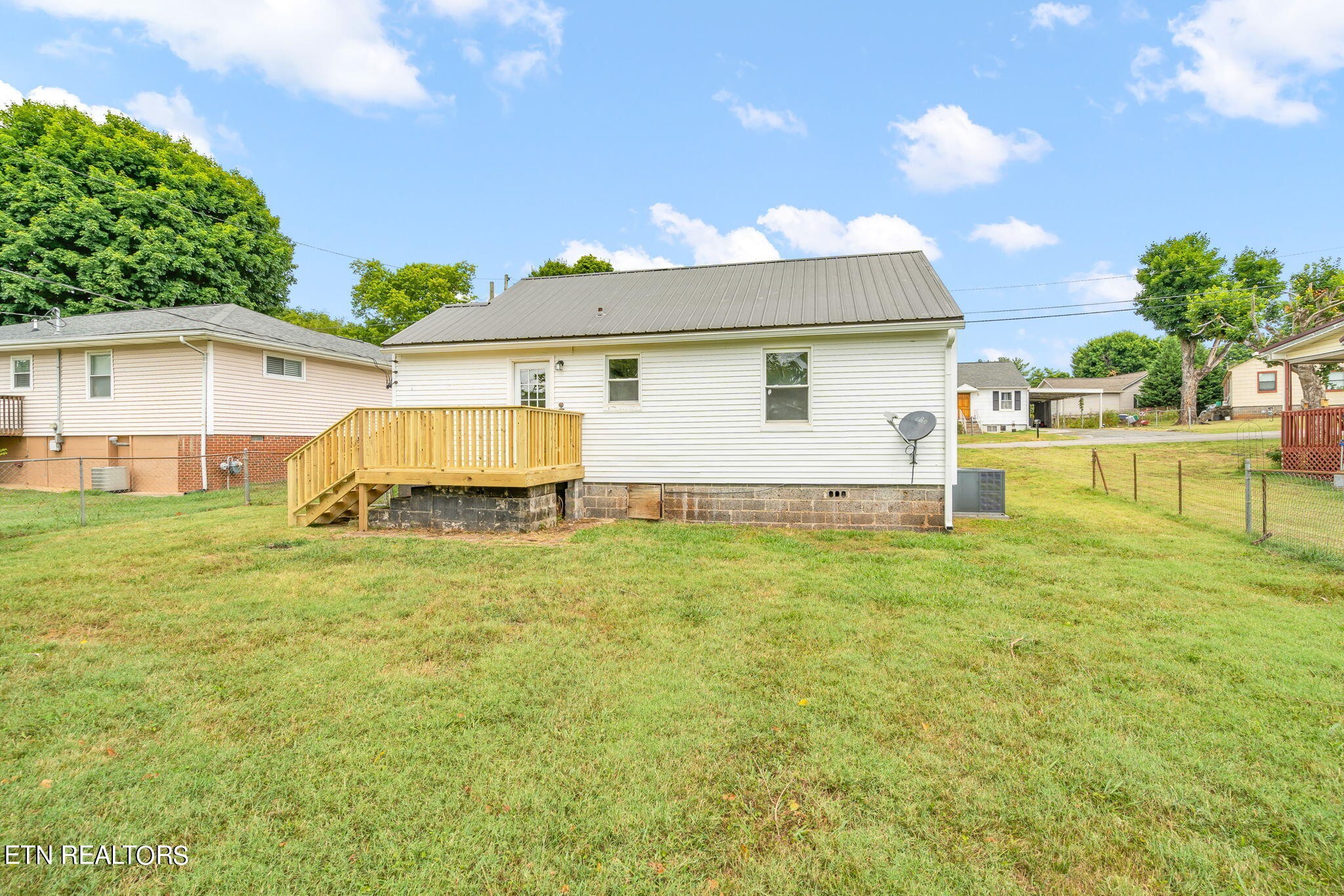 1105 Welch Avenue Loudon, TN 37774 - Photo 24 of 27 Gallery Image 24