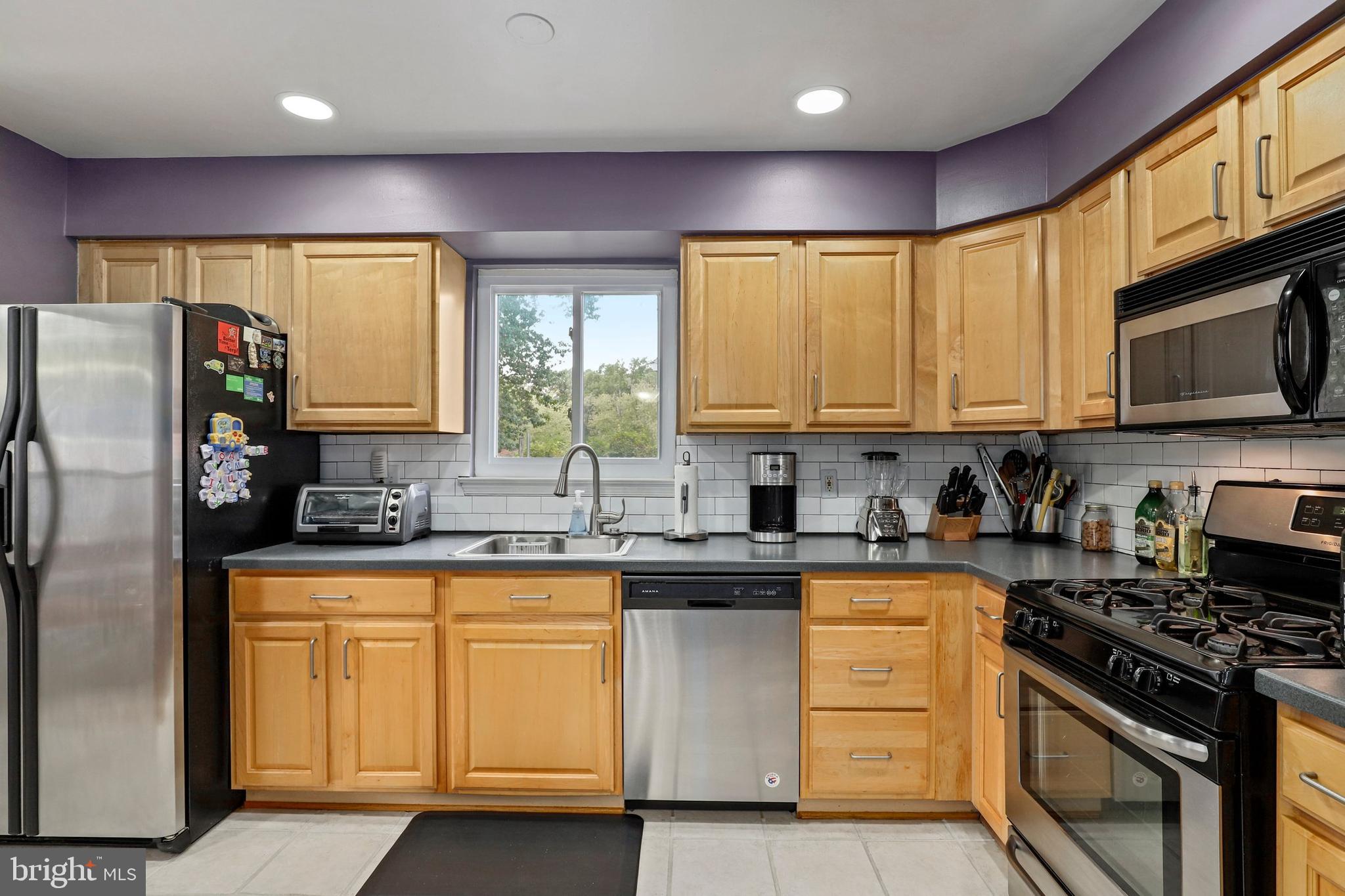 3935 Lantern Drive Silver Spring, MD 20902 - Photo 12 of 32 Gallery Image 12