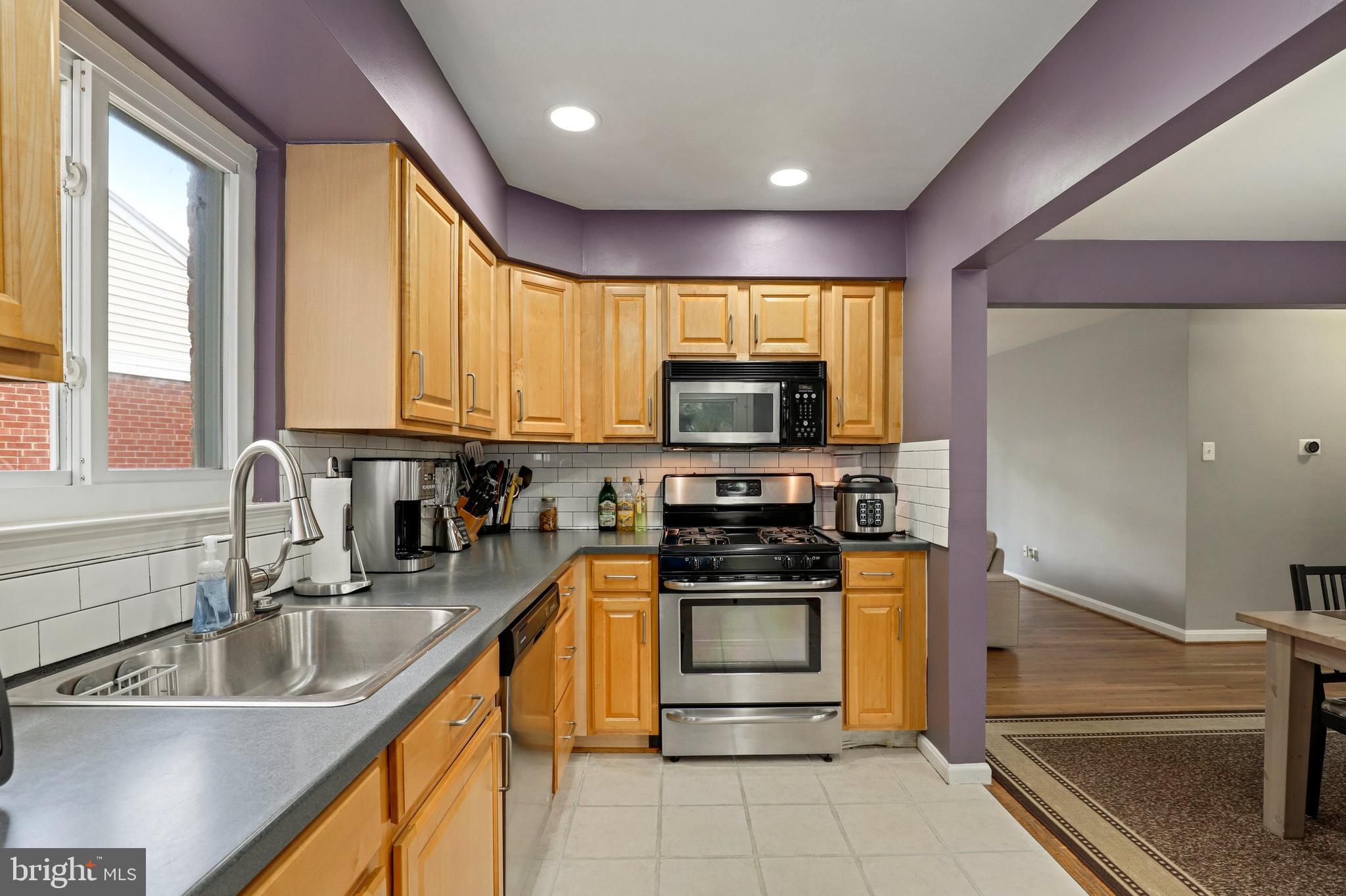 3935 Lantern Drive Silver Spring, MD 20902 - Photo 10 of 32 Gallery Image 10