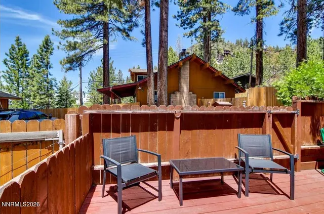 $607,104 | 212 Lyons Avenue, Glenbrook, NV 89413