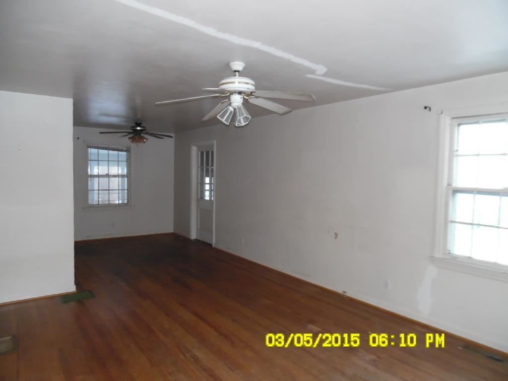 3301 West Amherst Road Muncie, IN 47304 - Photo 2 of 21