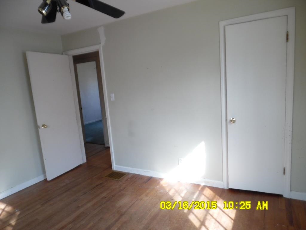 3301 West Amherst Road Muncie, IN 47304 - Photo 13 of 21