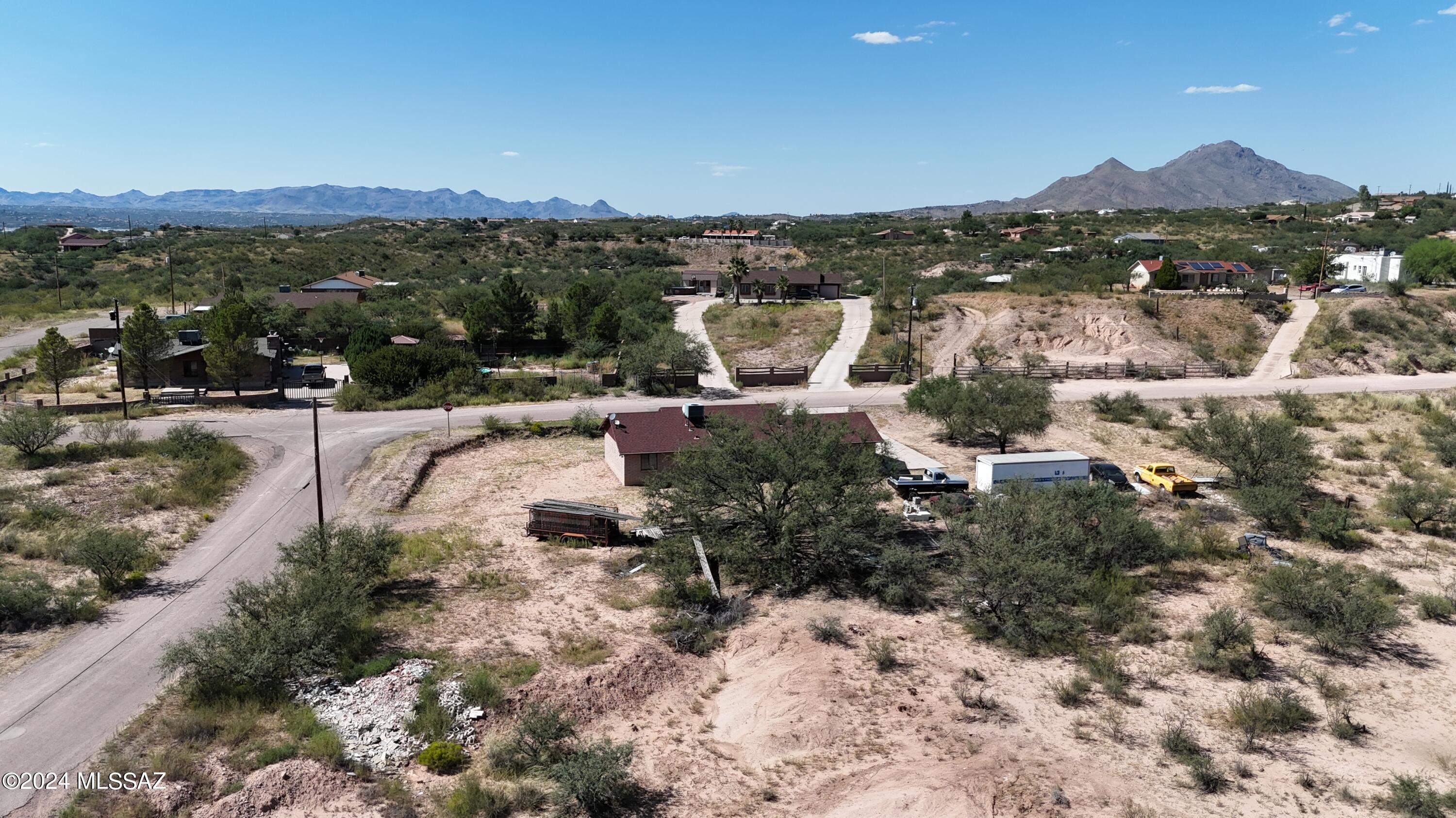 284 Via Italia, Unit 53 Rio Rico, AZ 85648 - Photo 6 of 12