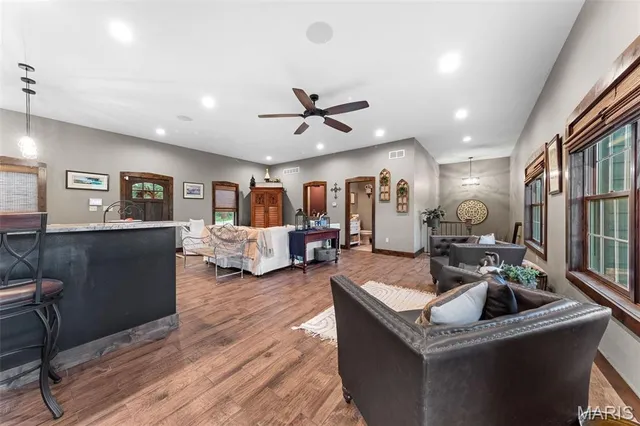 $799,000 | 3773 Dunne Spring Road, Washington, MO 63090