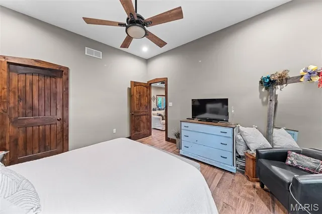 $799,000 | 3773 Dunne Spring Road, Washington, MO 63090