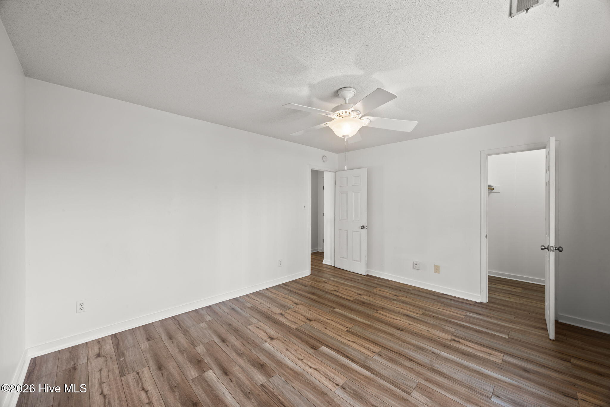 40 Donnell Avenue Havelock, NC 28532 - Photo 29 of 47 28-web-or-mls-0C0A4427