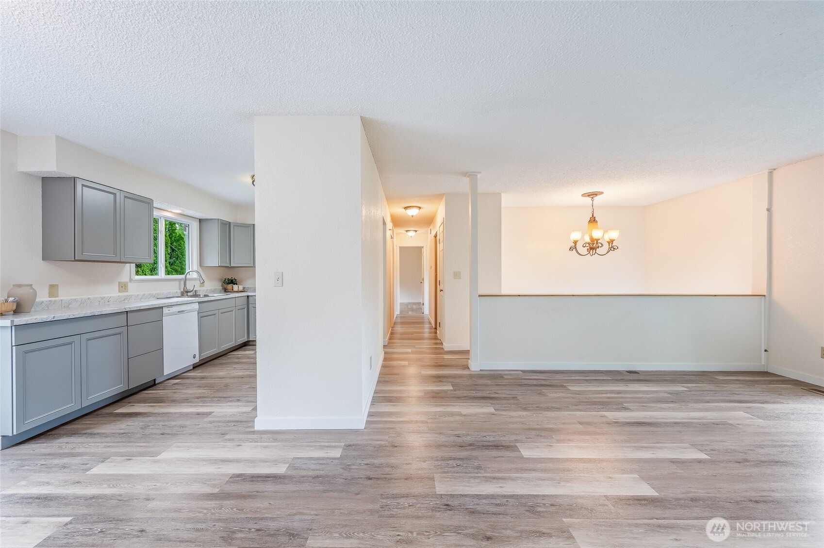 1312 Fourth Street Wenatchee, WA 98801 - Photo 11 of 34