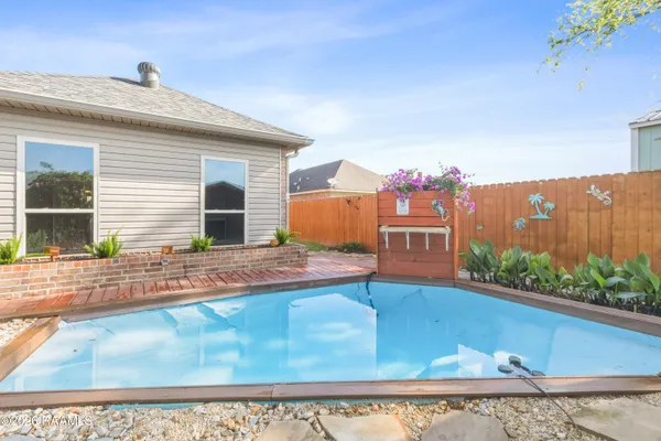 $258,000 | 107 Cezanne Drive, Rayne, LA 70578