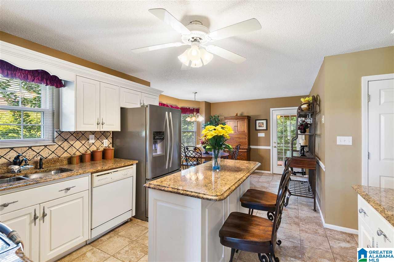 1428 8th Place Pleasant Grove, AL 35127 - Photo 9 of 28