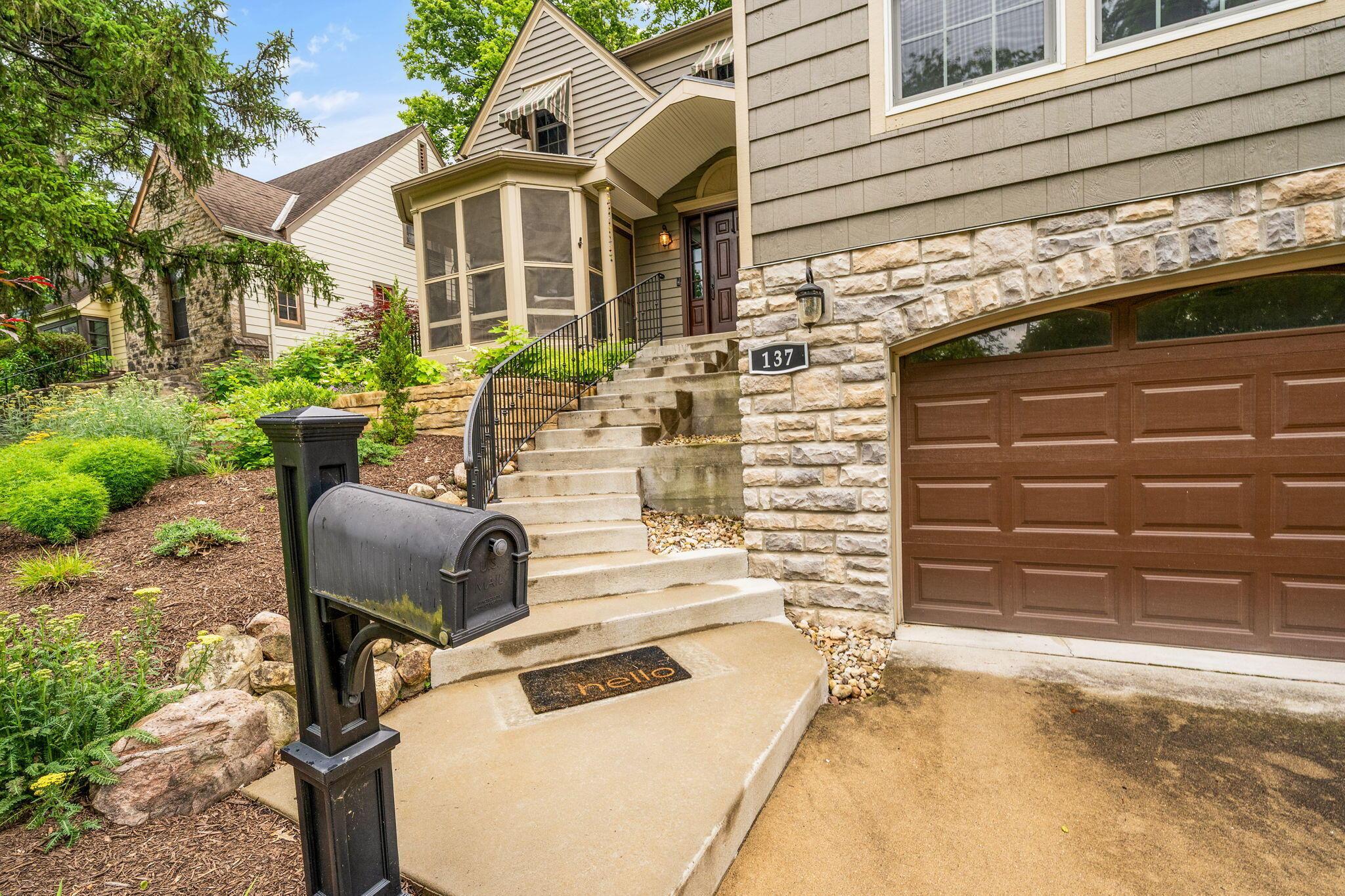 137 East Torrence Road Columbus, OH 43214 - Photo 54 of 68 57-web-or-mls-DSC02430