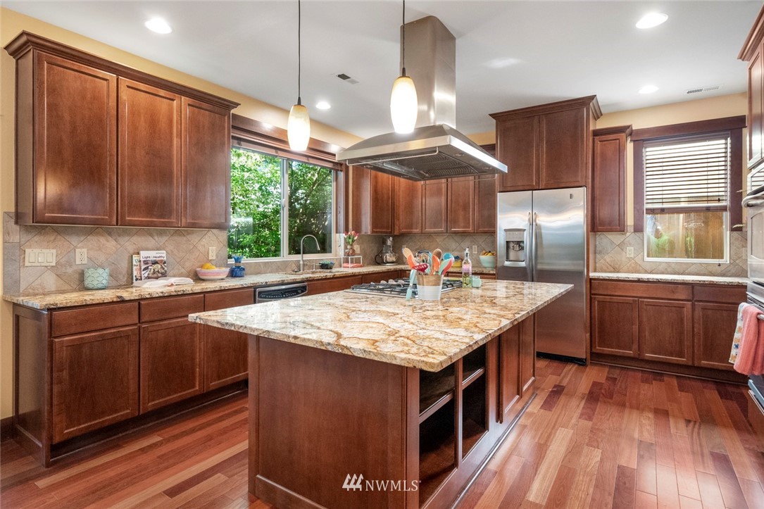 4115 214th Street Southeast Bothell, WA 98021 - Photo 11 of 40