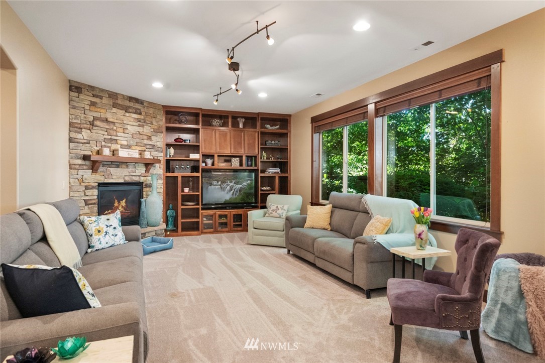 4115 214th Street Southeast Bothell, WA 98021 - Photo 15 of 40