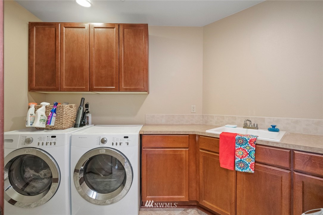 4115 214th Street Southeast Bothell, WA 98021 - Photo 35 of 40