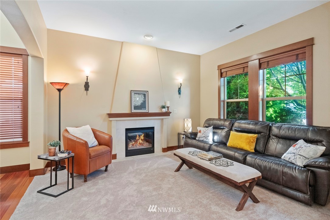 4115 214th Street Southeast Bothell, WA 98021 - Photo 5 of 40