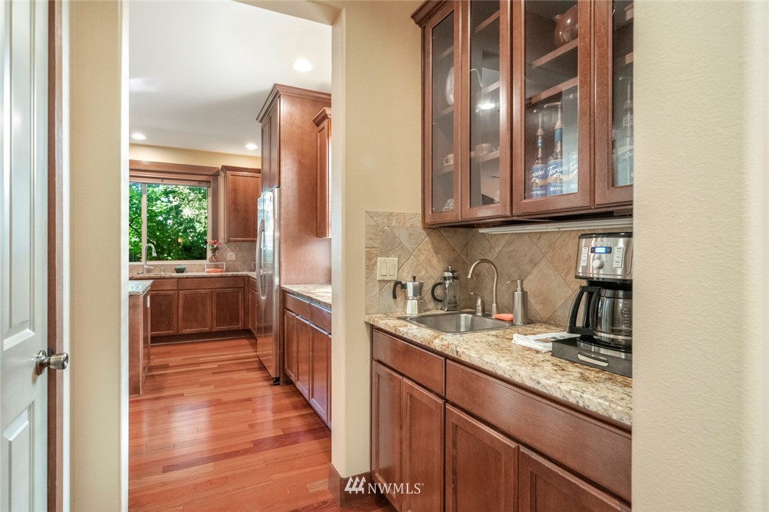 4115 214th Street Southeast Bothell, WA 98021 - Photo 9 of 40